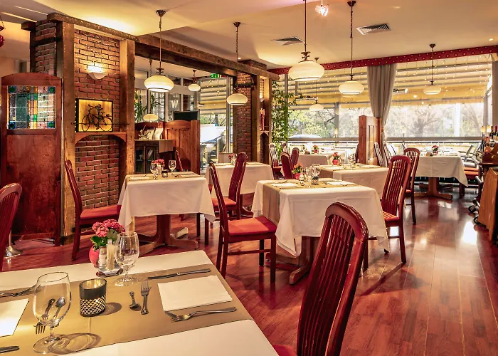 Ξενοδοχείο με διαμερίσματα Charles 3*