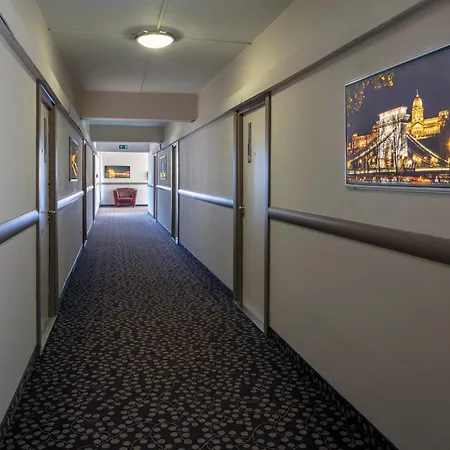 Charles Hotel de apartamente 3*