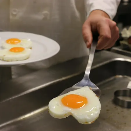 Apartahotel Charles 3*