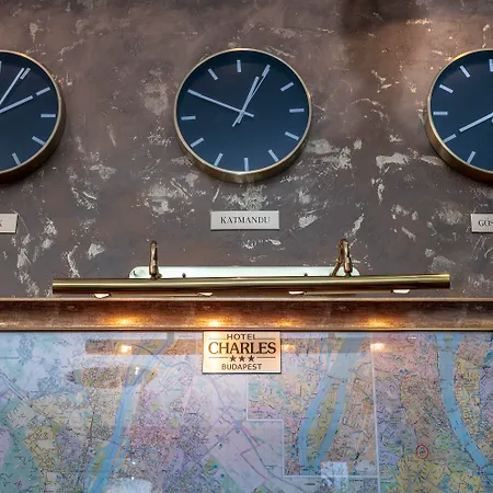 Hotel de apartamente Charles 3*