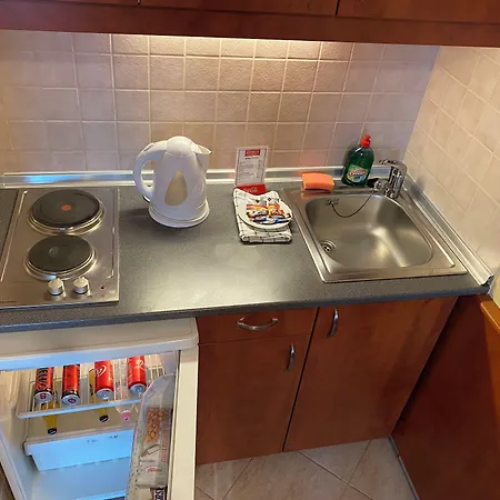 Charles Aparthotel 3*