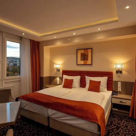 Charles Aparthotel