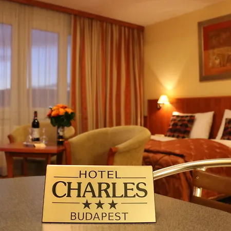 Charles شقة فندقية بودابست