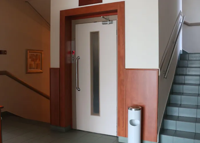 מלון דירות Charles