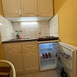 Charles Apartmanhotel 3*