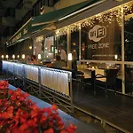 Charles Apartmanhotel